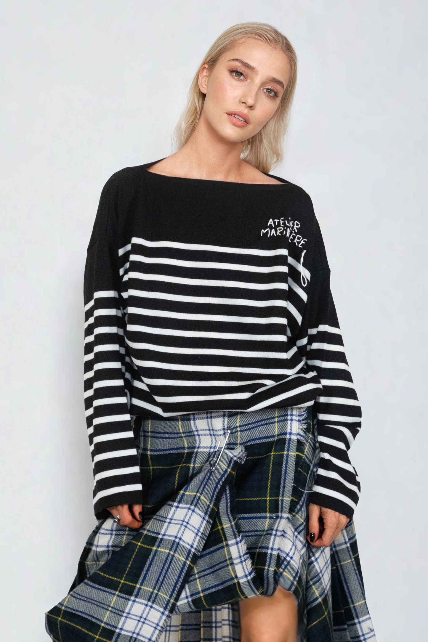 Women's Striped Breton Shirt - 100% Merino Wool - Boat Neck - Black / White Stripes