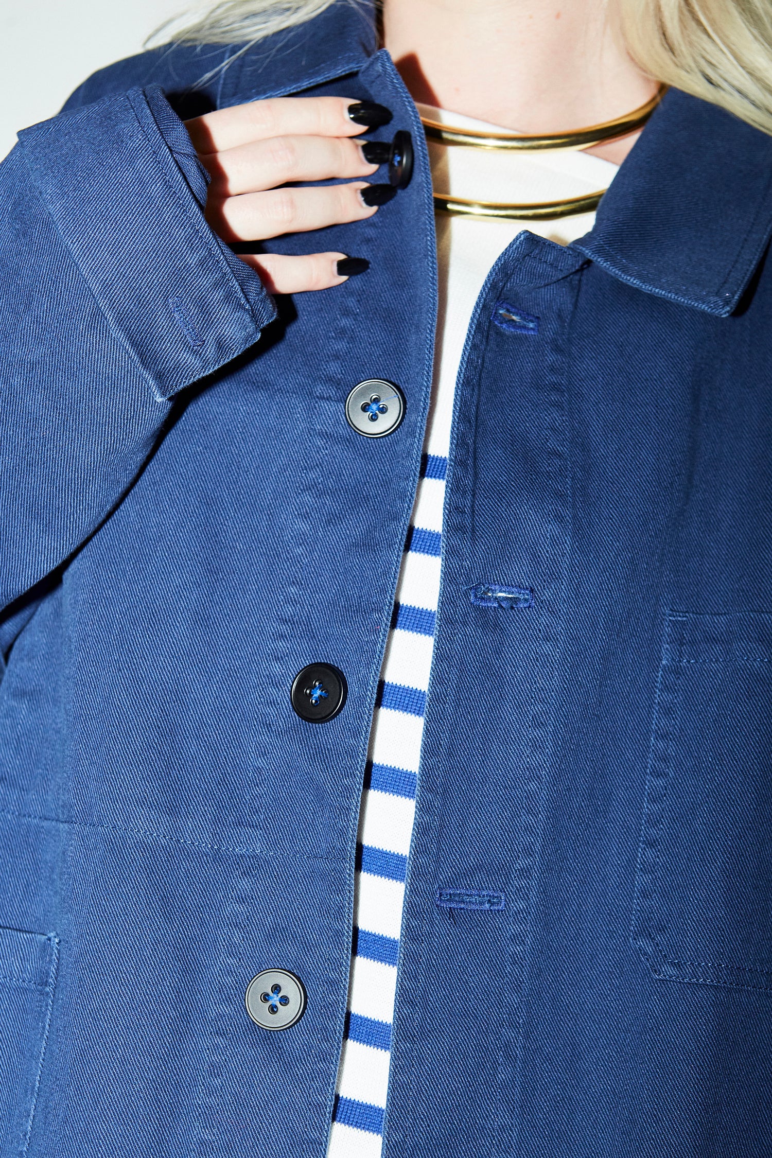 Stylish Women's Blue de Travail Jacket - Timeless Design for Every Wardrobe