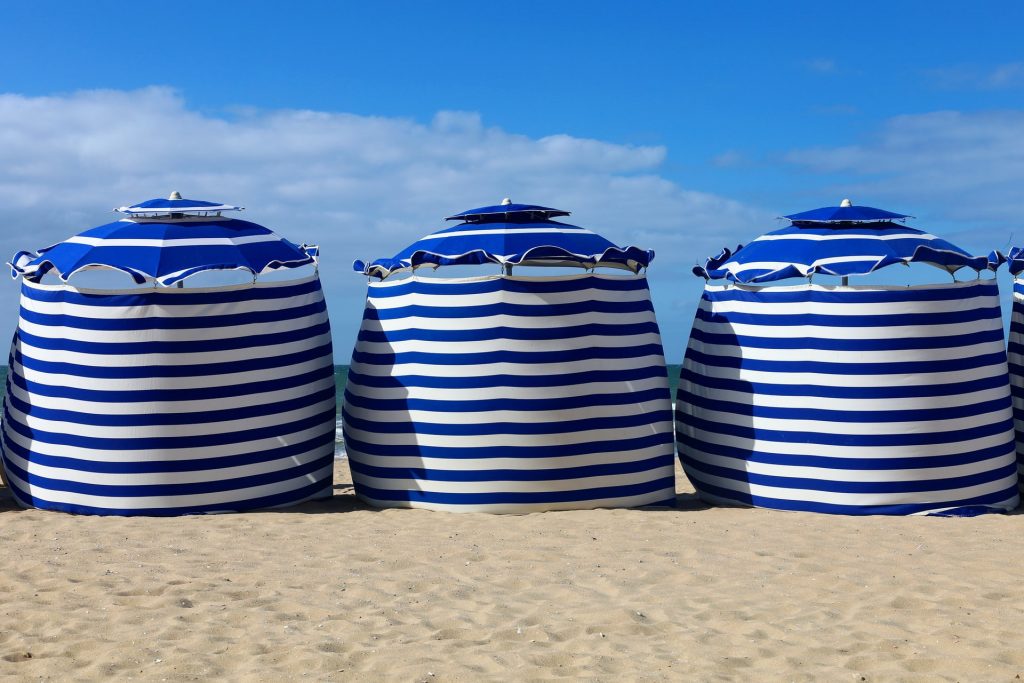 [Travel Stripes] Travelling with Coco